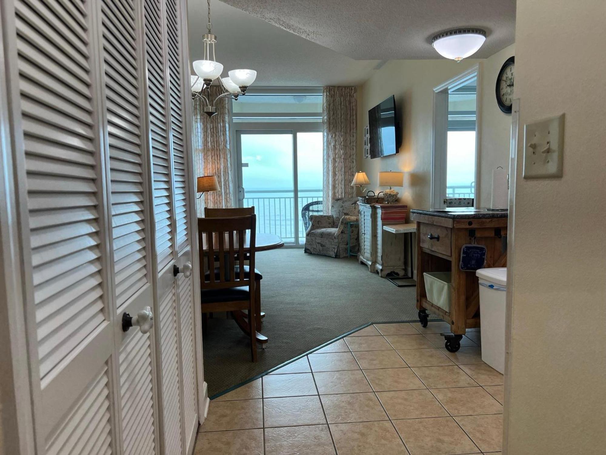 Villa 2501 S Ocean Blvd, 0811 - Ocean Front Sleeps 6 Myrtle Beach Esterno foto